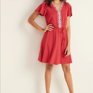 Waist-Defined Embroidered Tie-Belt Jersey Dress